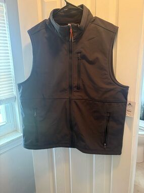 Men's Black Softshell Vest - Lightweight Zippered Vest